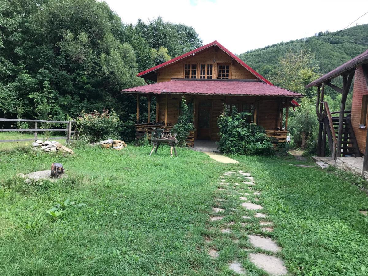 Ferienwohnung Casutele Doftanei Teşila Exterior foto