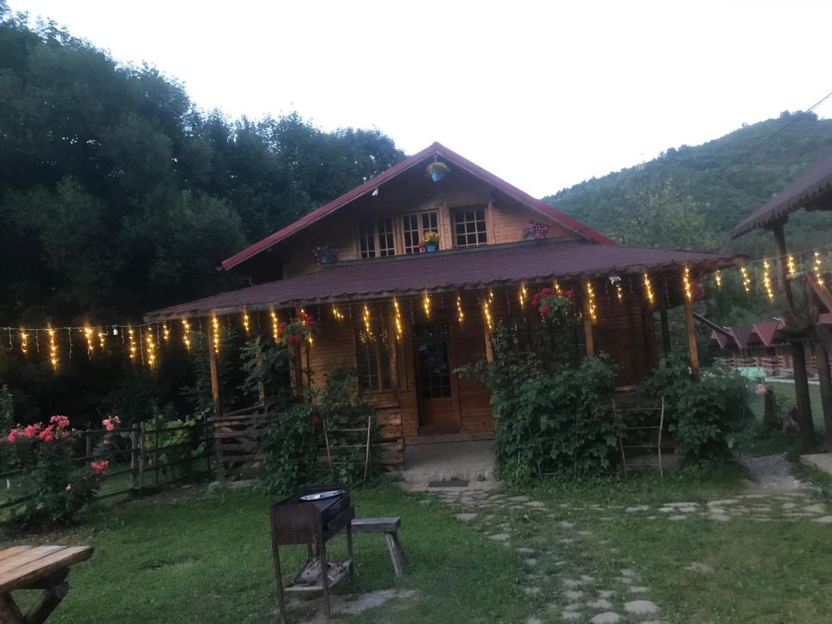 Ferienwohnung Casutele Doftanei Teşila Exterior foto