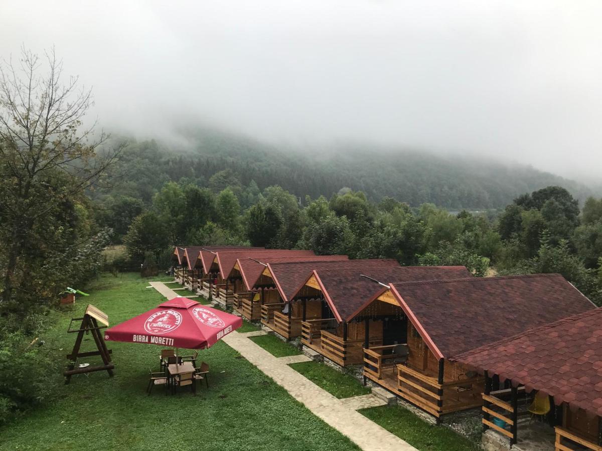 Ferienwohnung Casutele Doftanei Teşila Exterior foto