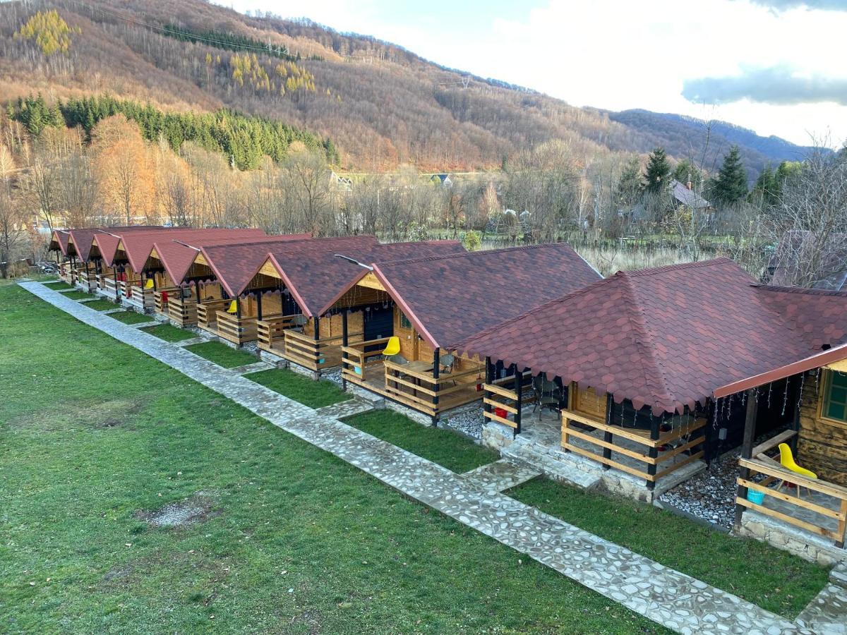 Ferienwohnung Casutele Doftanei Teşila Exterior foto