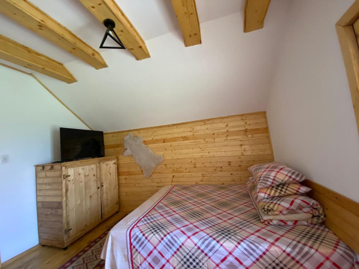 Ferienwohnung Casutele Doftanei Teşila Exterior foto